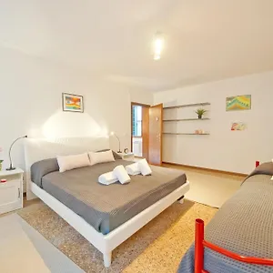 Apartment Ca Square San Marco 425, Venice